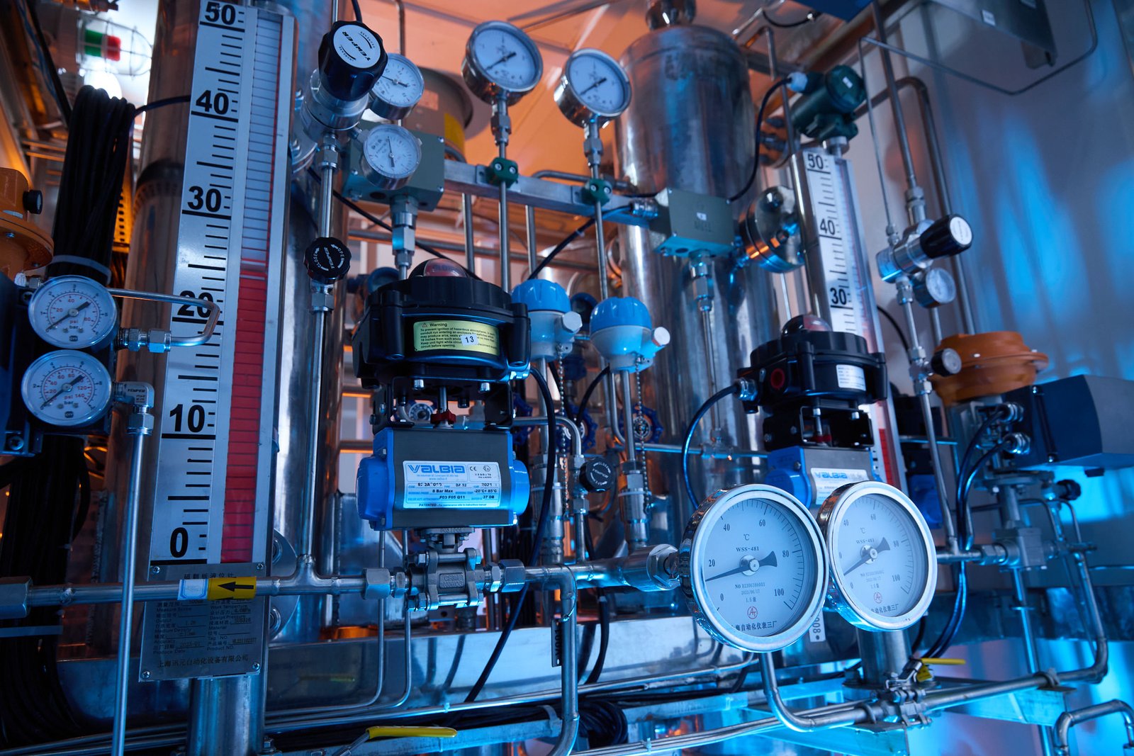 A photo showing some detailed equipment in terms of hydrogen production